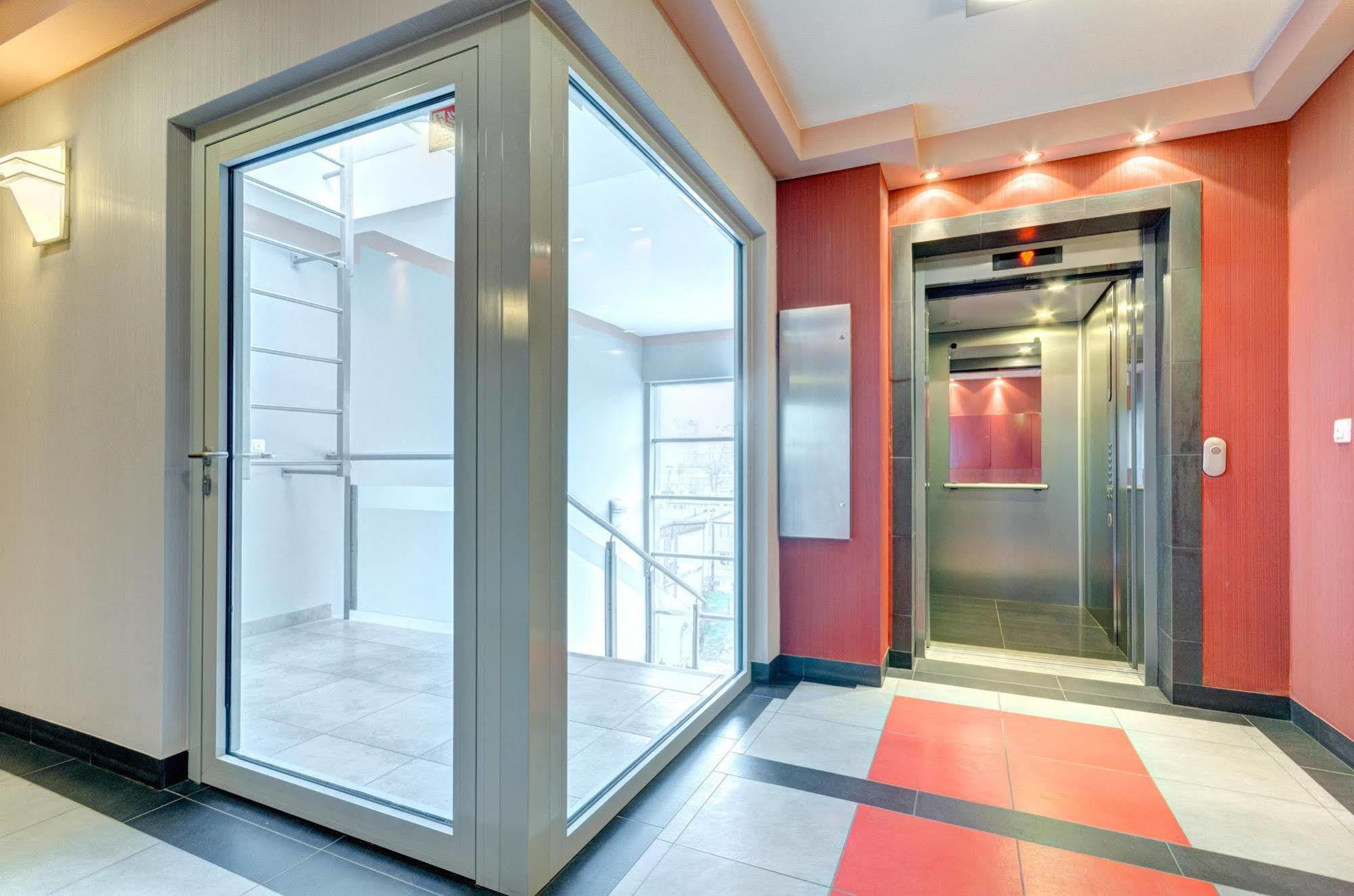 Swanky And Modern Marina Residence Sopot Ngoại thất bức ảnh